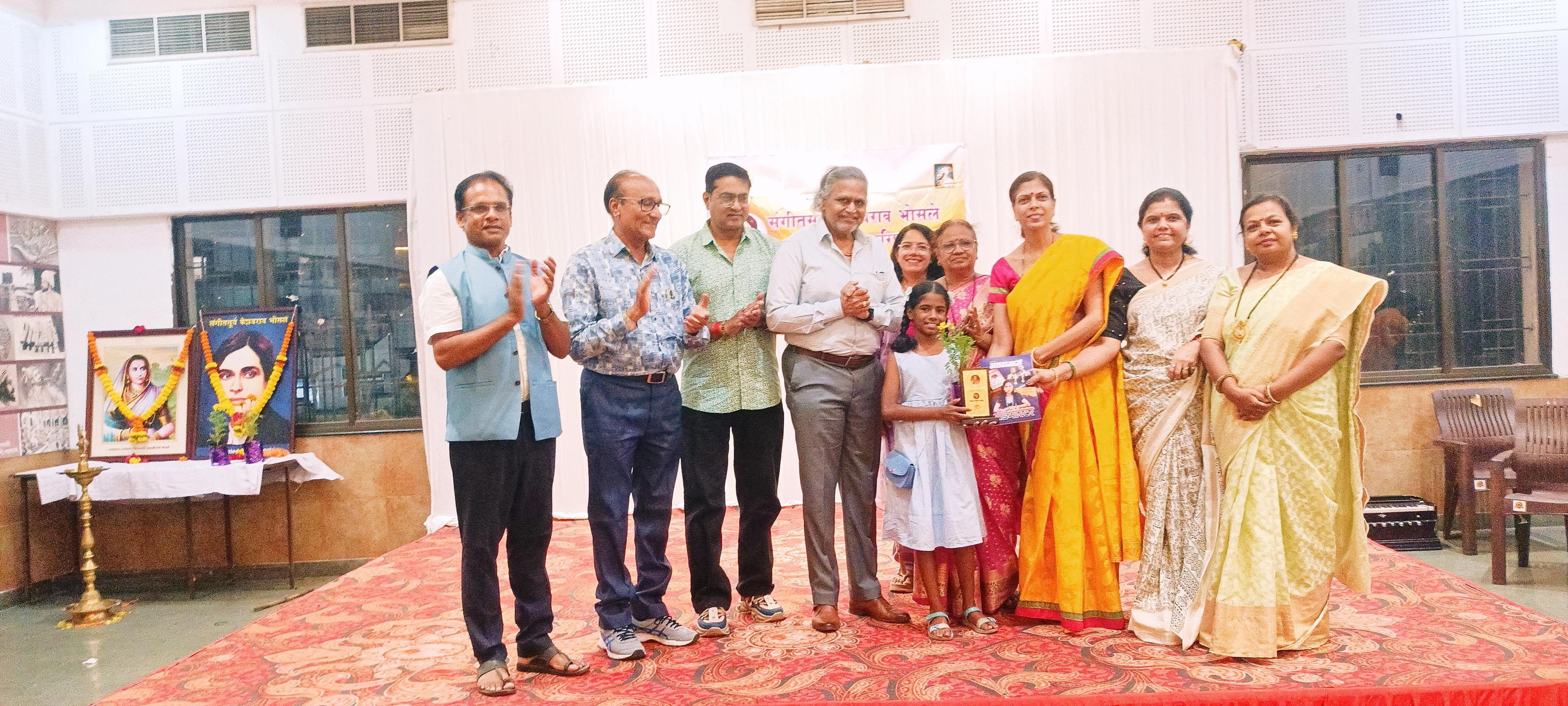 दिवाळी मिलन कार्यक्रमात साजरी करण्यात आली उत्सवाची भावना