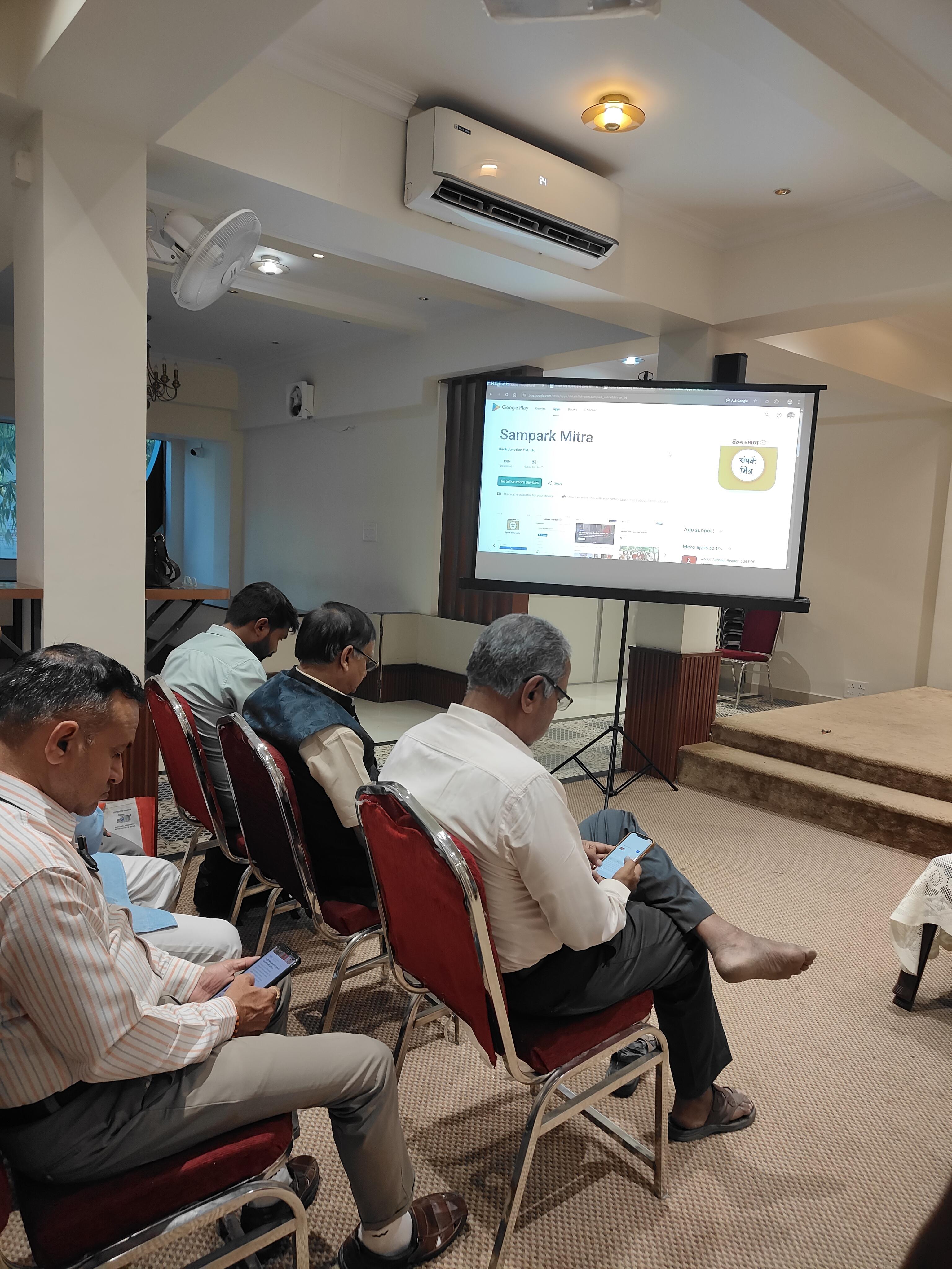 संपर्क मित्र कार्यशाळा