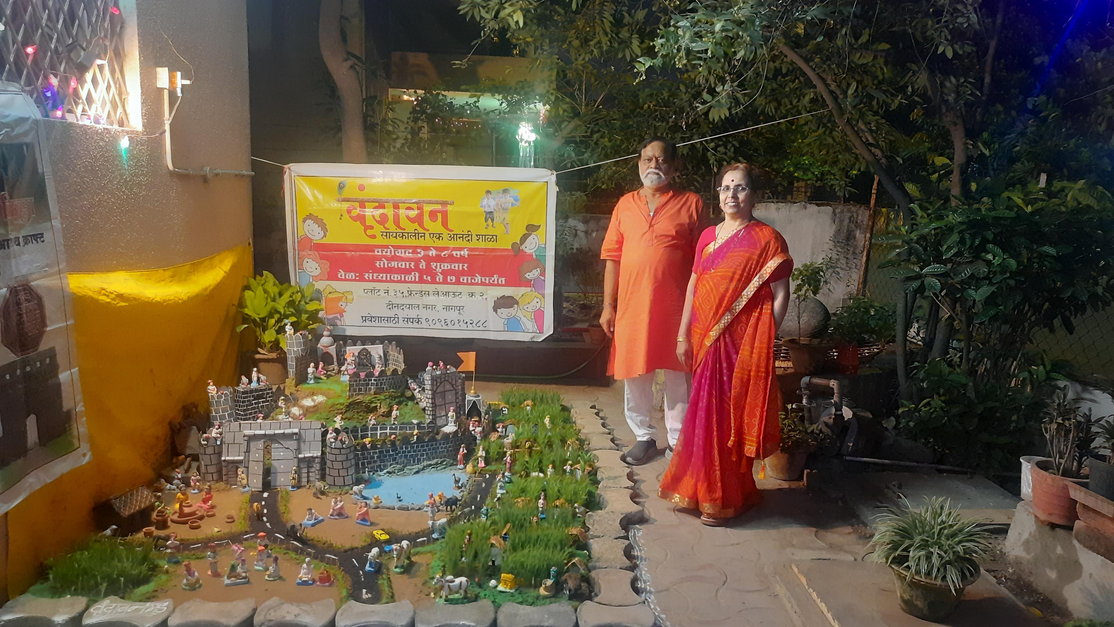 दिवाळीत बालगोपालांनी बांधला रायगड किल्ला